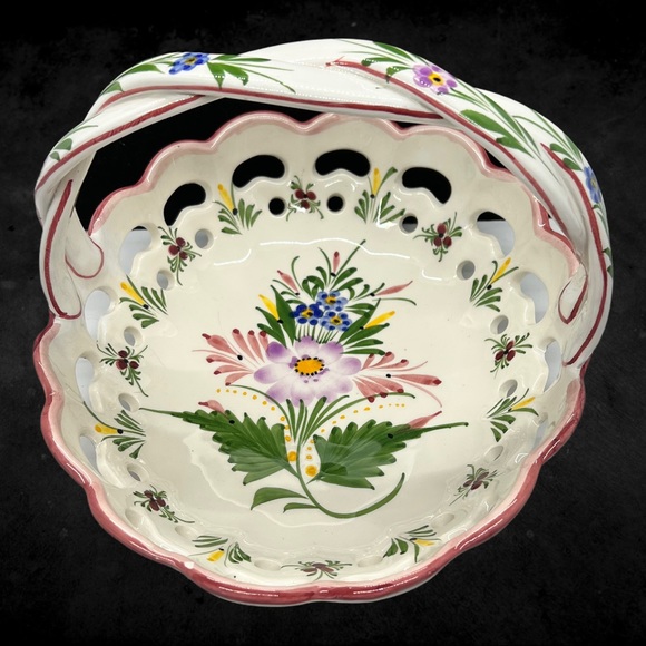 Vintage RCCL Portugal Hand-painted Floral Ceramic Scalloped Lattice Bowl - Picture 7 of 10